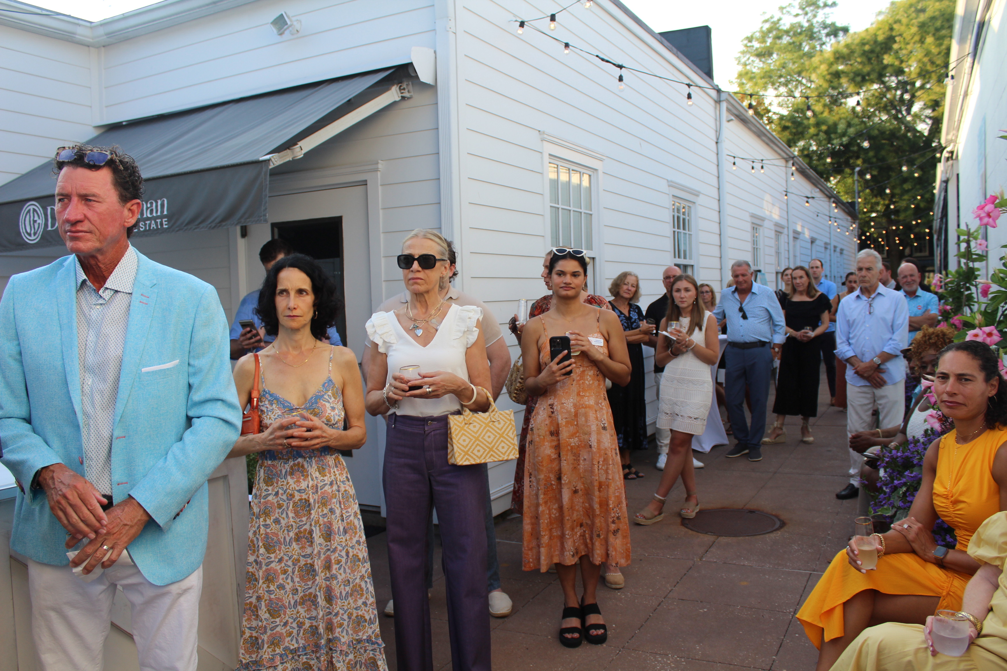 people waiting on line